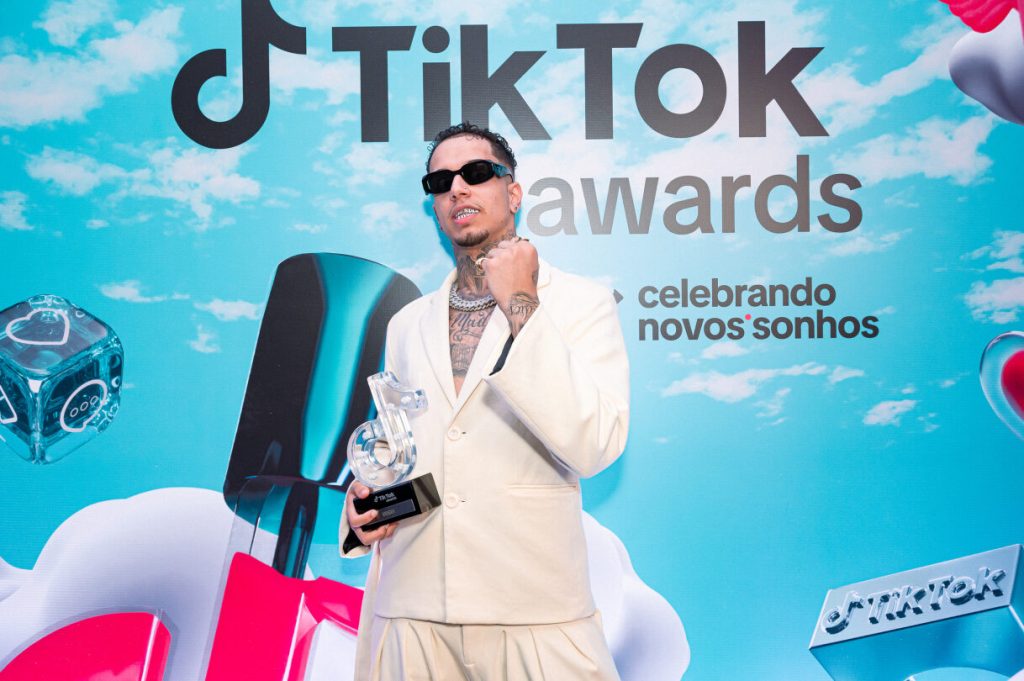 Conheça os vencedores do TikTok Awards 2023; Gustavo Tubarão é o
